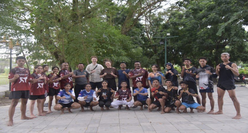 Intensitas  Latihan Meningkat, Atlet  Pencak  Silat NTT Siap  Tempur di H-2 Jelang Kejuaraan